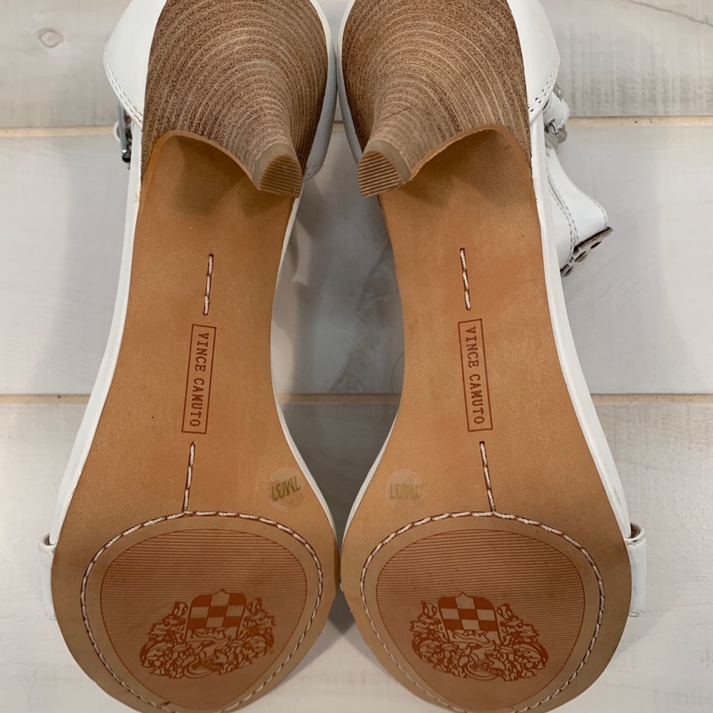 Vince Camuto Mayler Bone Leather Sandals 7 T Strap - Picture 7 of 8